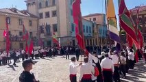 Félix Bolaños llega a San Isidoro entre abucheos y pitos