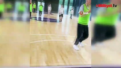 Eski Bakan Varank, Cumhurbaşkanı Erdoğan'la basketbol oynadı