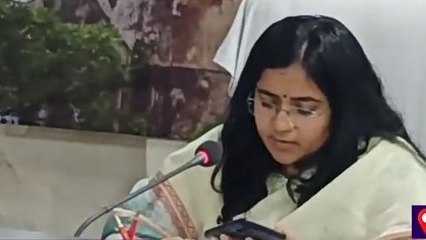 बुरहानपुर: कलेक्टर ने अफसरों की क्लास,जमकर लगाई फटकार,जाने वजह