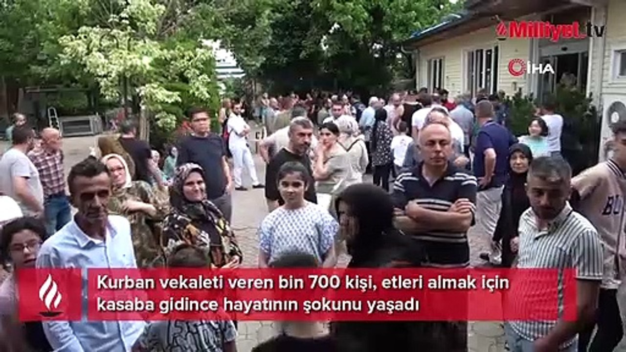 Kurbanlık danaya girdiler, sosis teslim edilince isyan çıkardılar