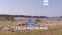 Spagna, livelli d'acqua molto bassi in un bacino idrico rivelano le rovine di un antico villaggio