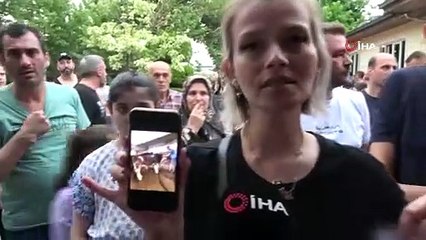 Kurbanlık danaya girdiler, kolide istedikleri çıkmayınca isyan çıkardılar...Tonlarca et imha edildi