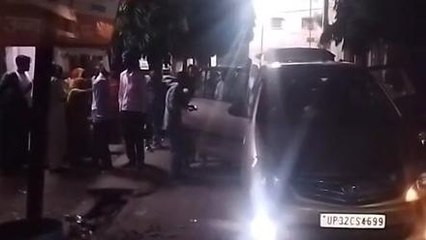 उन्नाव: तेज रफ्तार बेकाबू बस ने बरपाया कहर, दो वाहनों को मारी टक्कर, मची चीख - पुकार