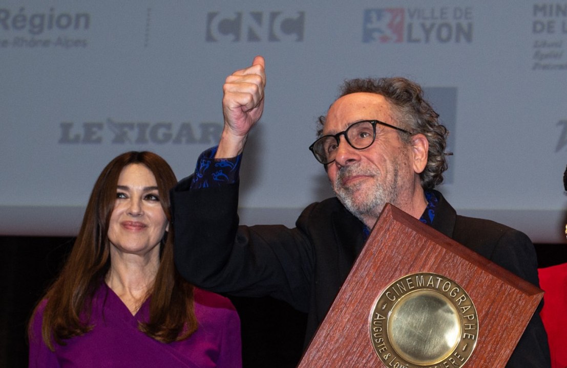 Monica Bellucci fait une belle déclaration d'amour à Tim Burton