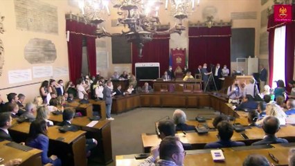 Sala delle Lapidi, passa  il Piano di riequilibrio