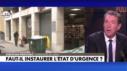Christian Prouteau : «La police n'est plus dans certains quartiers par faute de moyens et par décision politique»