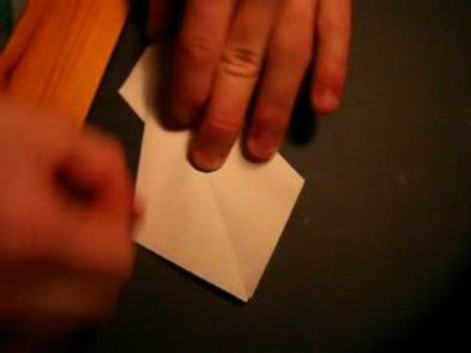 Origami grenouille