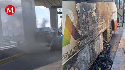 Se incendia unidad de Mexibús tras chocar con moto en Ecatepec