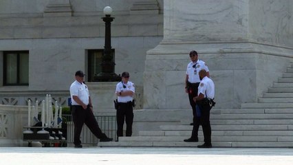 EUA: Suprema Corte invalida cancelamento de dívidas estudantis