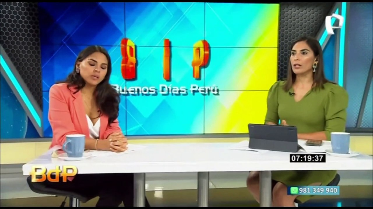 Ataque de barristas en Ate: destrozaron vehículos con machetes y piedras
