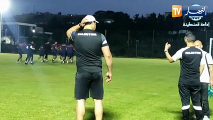 منتخبي فلسطين وموريتانيا لكرة القدم يباشران تدريباتهما في قسنطينة