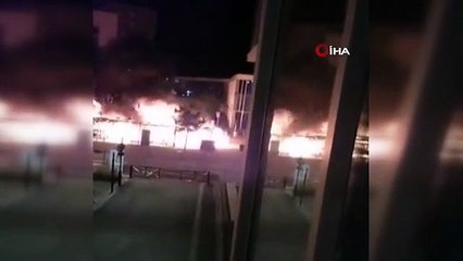 L'âge moyen d'un millier de personnes détenues dans les événements en France est de 17 ans.