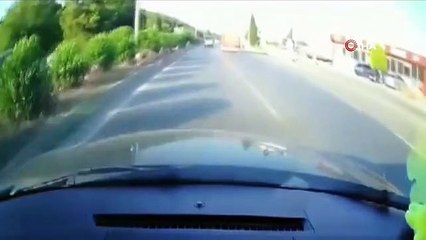 İzmir'de 4 Kişinin Hayatını Kaybettiği Kaza Kamerada