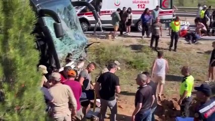 Eskişehir'de otobüs kazası: 35 yaralı