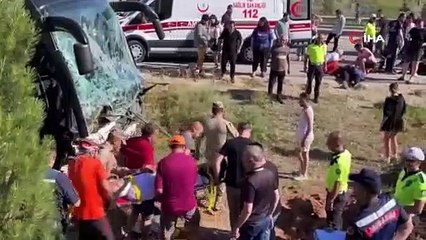 Tatil dönüşü otobüs yoldan çıktı: 35 yaralı var