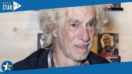 "Piscine et terrain de pétanque" : Louis Bertignac épanoui dans sa superbe maison près de Fontainebl