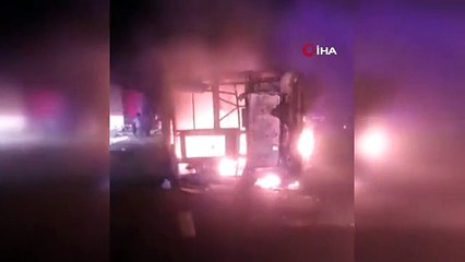 Un bus renversé a pris feu en Inde : 25 morts, 8 blessés