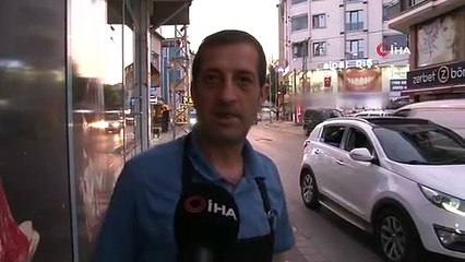 İstanbul'da 'tantanacı kadınlar' yakalanınca cadde ortasında soyunup tuvaletini yaptı