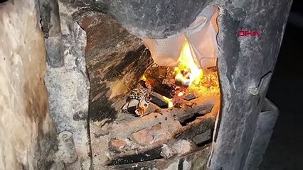 La police de Kars porte ses vêtements d'hiver pour se protéger du froid