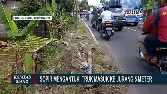 Truk Pengangkut Ayam Masuk ke Jurang Sedalam 5 Meter di Gunungkidul