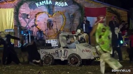 Paraguay, foglie di banana per la festa di San Pietro e Paolo