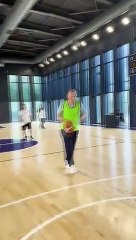 Starke Reaktion von Mustafa Varank auf Hüseyin Baş, der das Bild von Erdoğan beim Basketballspielen kritisierte