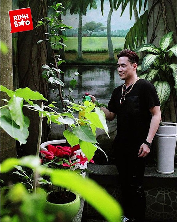 Khánh Phương dính lùm xùm cổ phiếu, bị phạt 250 triệu: Tuổi 42 sống độc thân trong biệt thự 200 tỷ, Chỉ 1 hit quốc dân vẫn dư độ nổi tiếng suốt 10 năm | Điện Ảnh Net