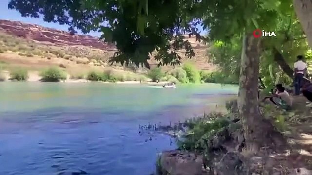 Portes du barrage ouvertes, 4 pique-niqueurs bloqués
