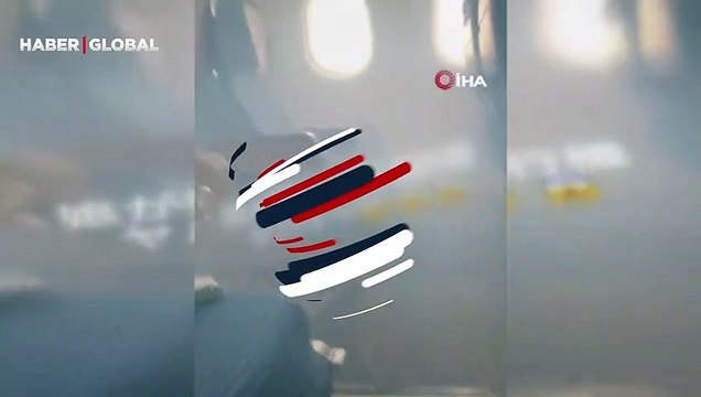 Havada korku dolu anlar! Kabinini duman kaplayan yolcu uçağı acil iniş yaptı
