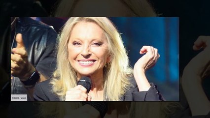 Véronique Sanson : son fils Christopher s'est marié, la chanteuse accompagnée d'un ex célèbre