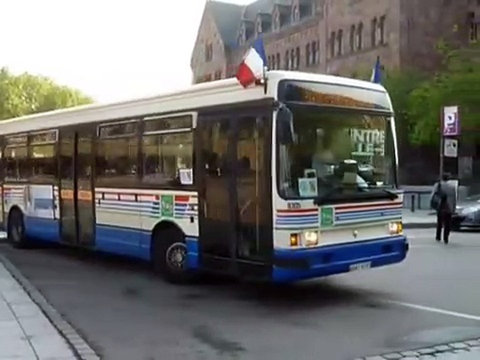 Départ du Renault R312 9305 en service spécial pou