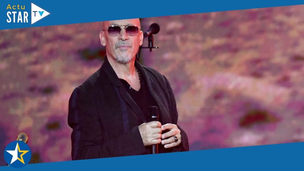 Florent Pagny "les larmes aux yeux" pour son grand retour sur scène : le chanteur ému face à sa femm