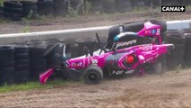 Les images de Simon Pagenaud victime d'un spectaculaire accident lors d'une séance d'essai libre du Honda Indy 200 au Mid-Ohio Sports Car Course de Lexington