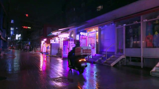 [4K] Seoul Hongdae 2AM walking in the rain. Walking Tour Seoul Korea. Ambience Cyberpunk 새벽2시 홍대걷다