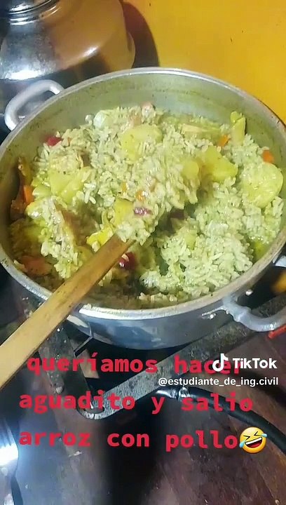 ¿Aguadito o arroz con pollo?