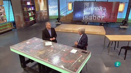 Un buen anfitrión se ocupa de atender a sus invitados. La comida y la buena compañía en la mesa