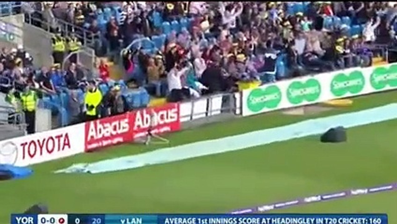 Top 10 Unorthodox Shots in Cricket ft. Maxwell ● de Villiers ● Dhoni ● Dilshan ● Mccullum & more!