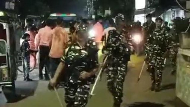 পঞ্চায়েত ভোট শান্তিপূর্ণ ভাবে পরিচালনা করতে রুটমার্চ কেন্দ্রীয় বাহিনীর
