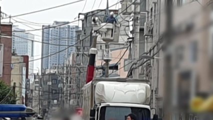 서울 암사동 980세대 정전..."차량 고압선 접촉" / YTN