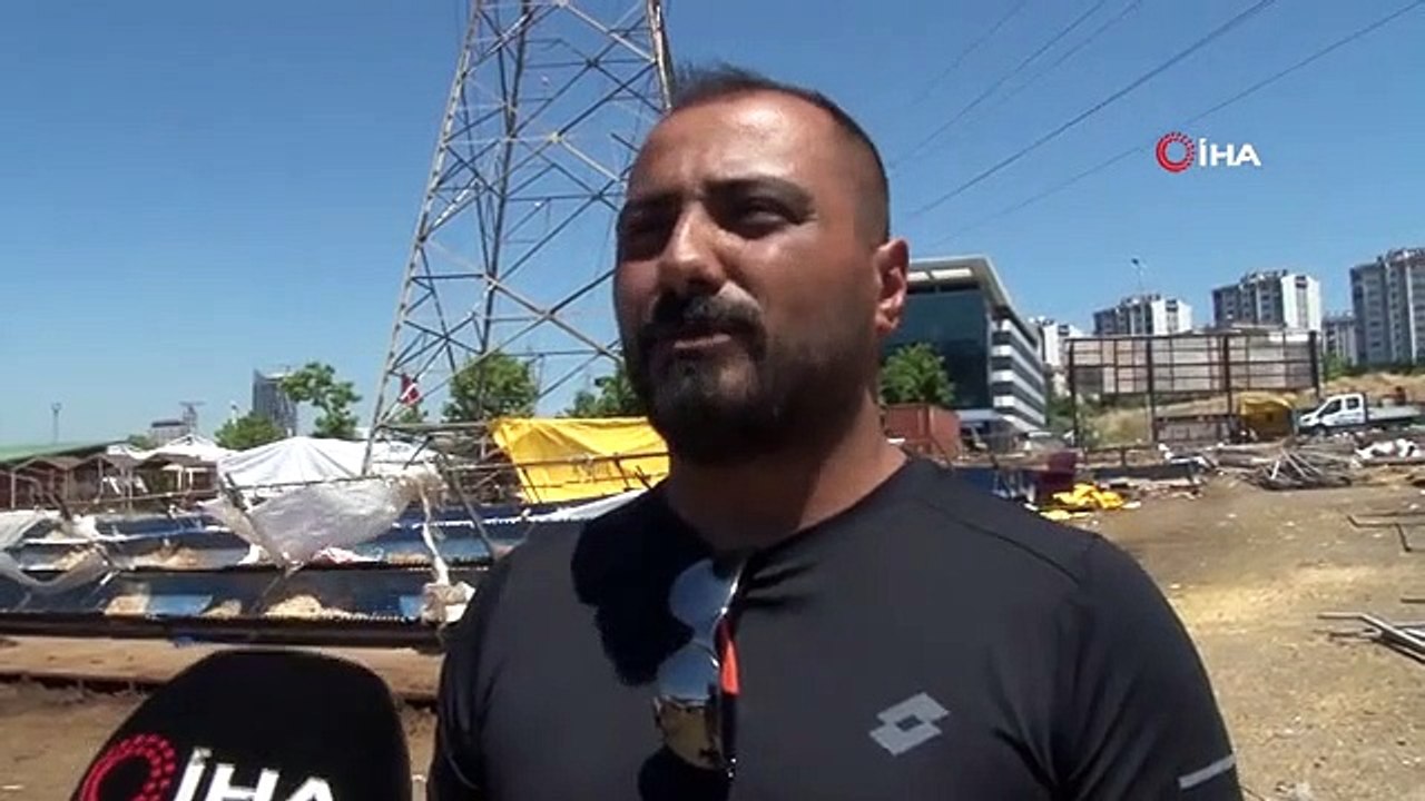 Am letzten Tag des Festivals begann man mit dem Aufbau der Opferzelte in Avcılar.