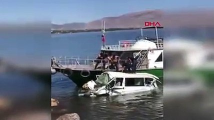 Van Gölü'nde can pazarı! Çok sayıda yaralı var