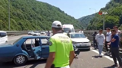 7 véhicules sont entrés en collision dans le trafic de retour de Bayram