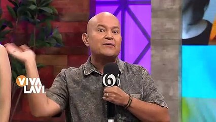 Nicola enseña de más durante comercial en reality show