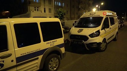 Komşuların gürültü kavgasında kan aktı: 2 yaralı