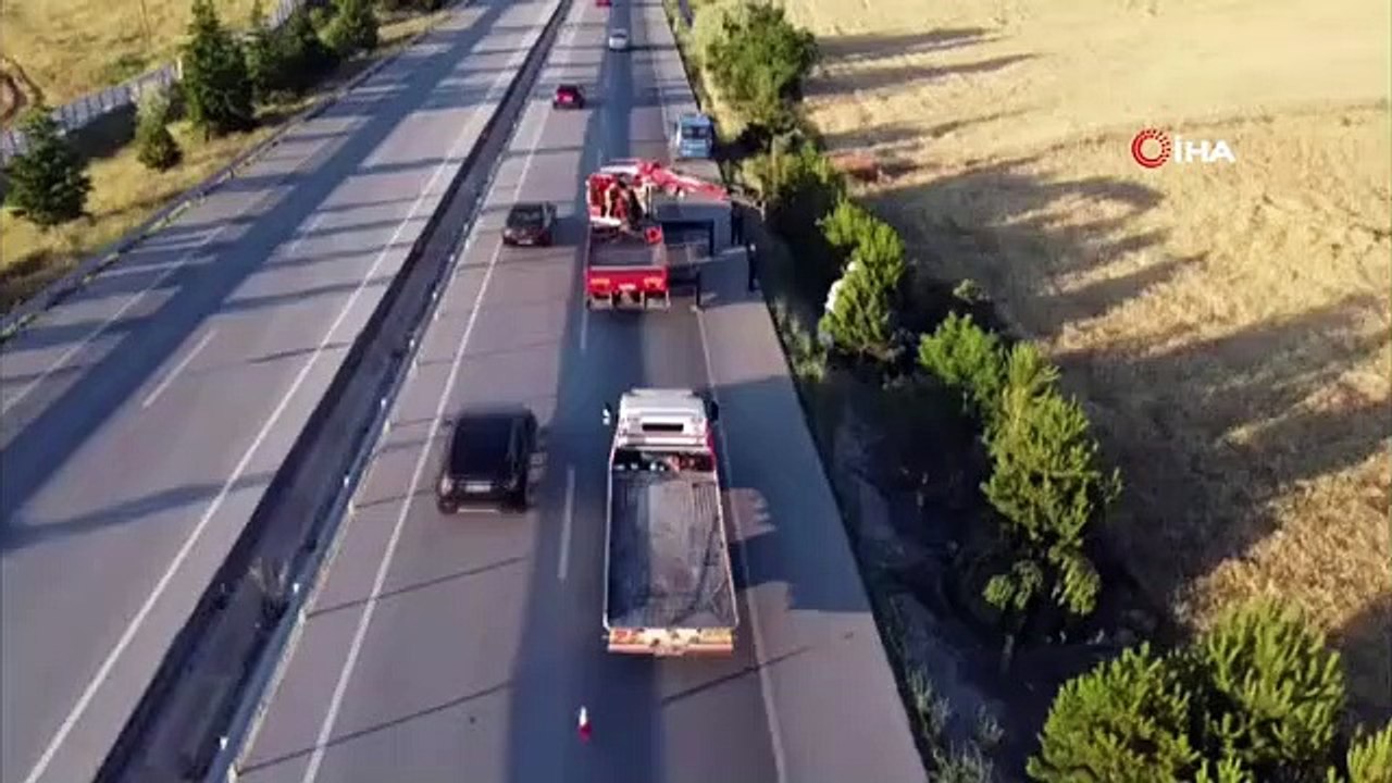 In dem Auto, das aus der 2-Meter-Palisade stürzte, wurden drei Personen verletzt