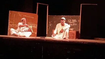 सामाजिक-धार्मिक कुरीतियों पर 'कबीरा खड़ा बाजार में' से कसा तंज