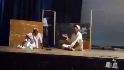 सामाजिक-धार्मिक कुरीतियों पर 'कबीरा खड़ा बाजार में' से कसा तंज