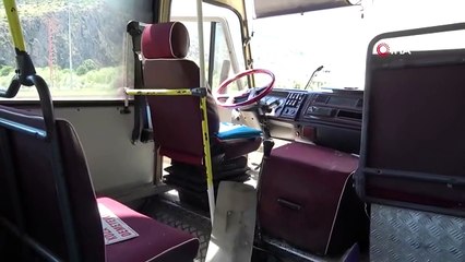 Amasya'da Minibüs ve Otomobil Çarpıştı: 1 Bebek, 2 Çocuk, 21 Kişi Yaralandı