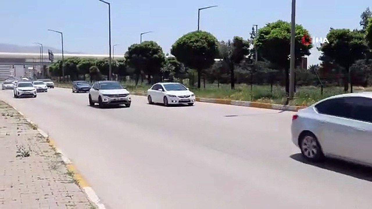Eid-Rückkehrdichte auf der Autobahn Afyonkarahisar-Antalya