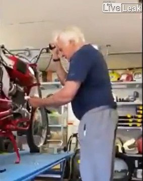 Mais c'est quoi ce bruit de moteur bizarre... petite blague de mécanicien